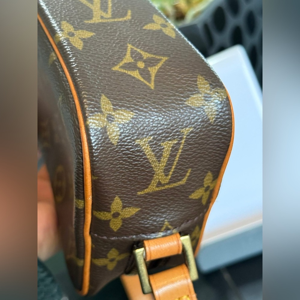 Sold❌LV Pochette Cite Monogram - Picture 9 of 14